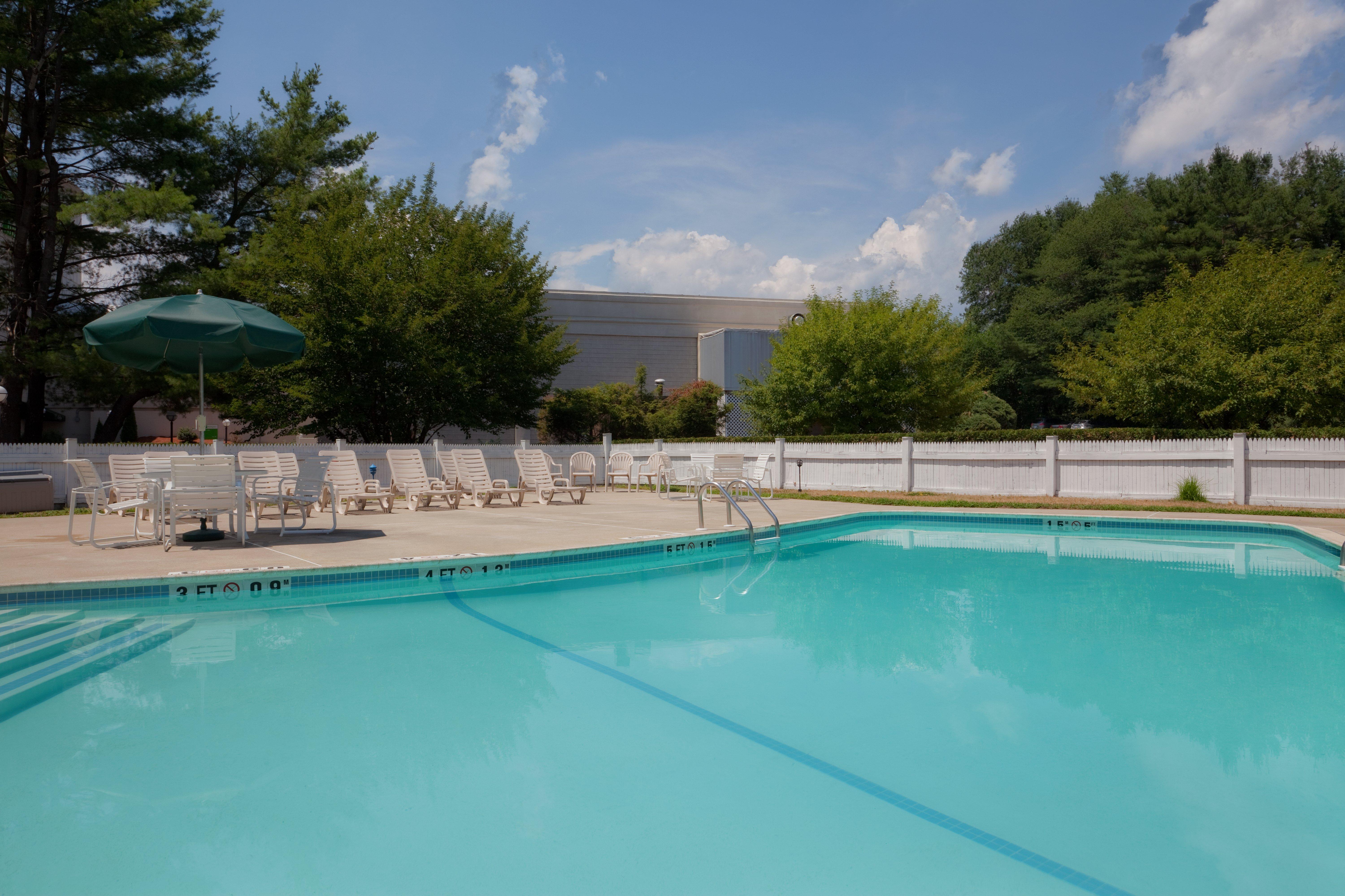 Holiday Inn Salem By Ihg Esterno foto