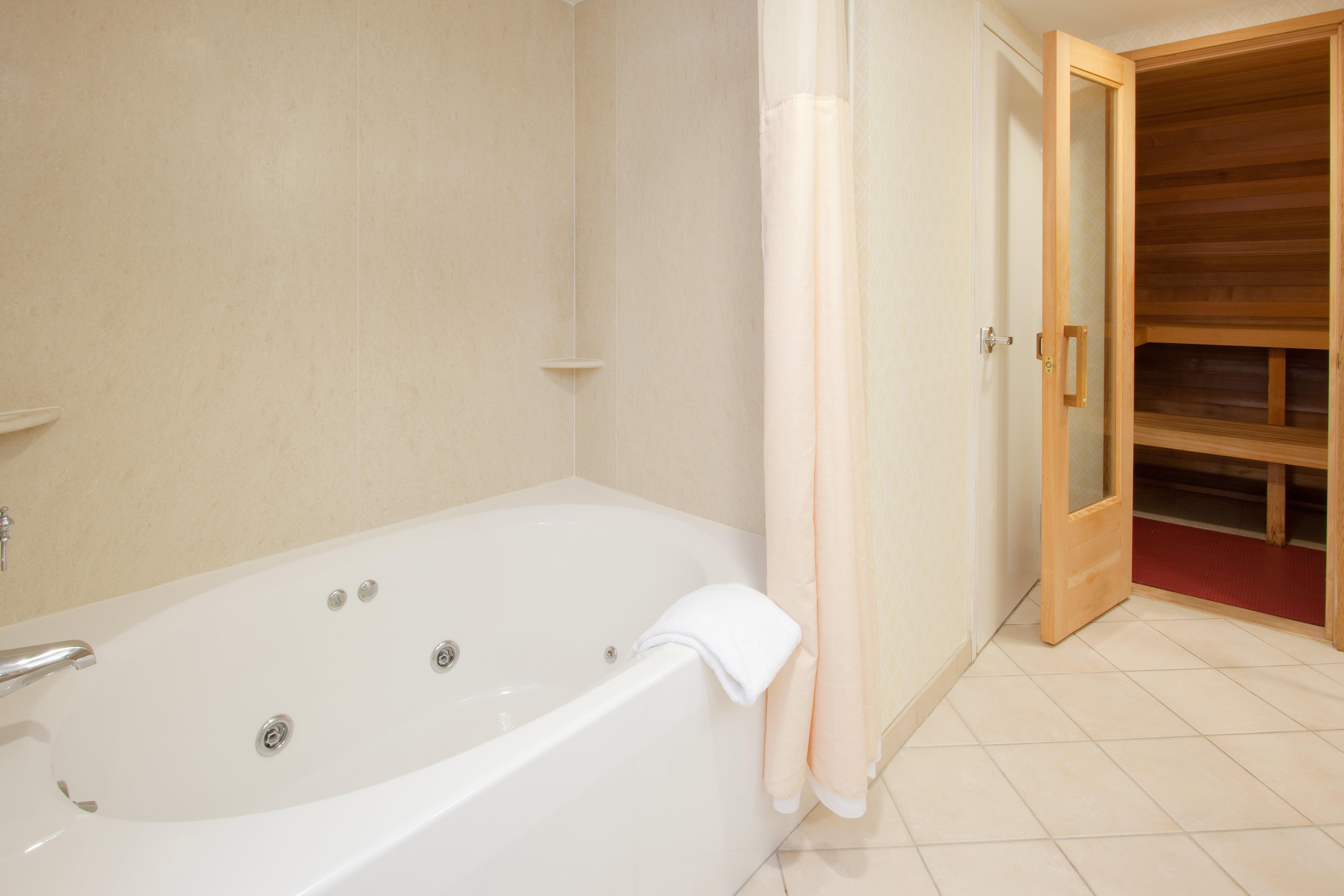 Holiday Inn Salem By Ihg Esterno foto
