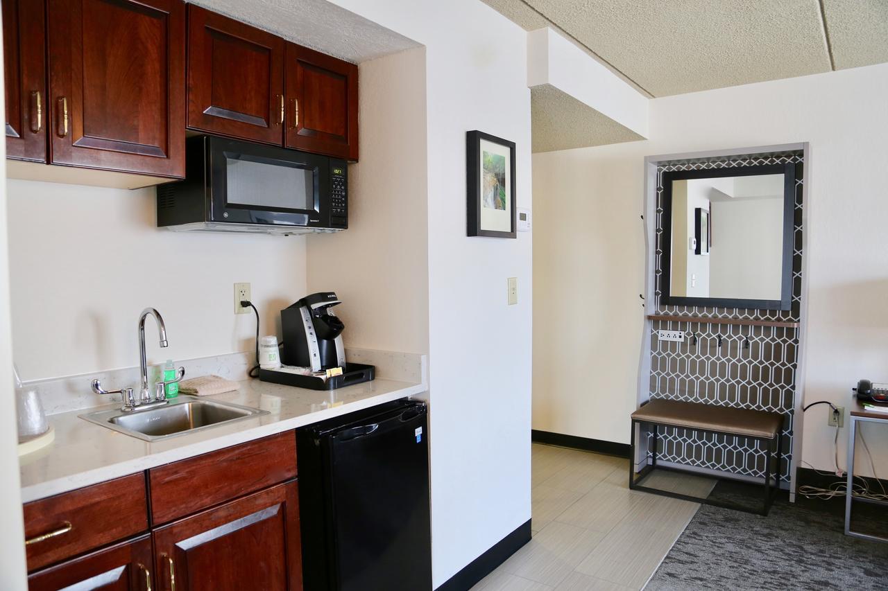 Holiday Inn Salem By Ihg Esterno foto