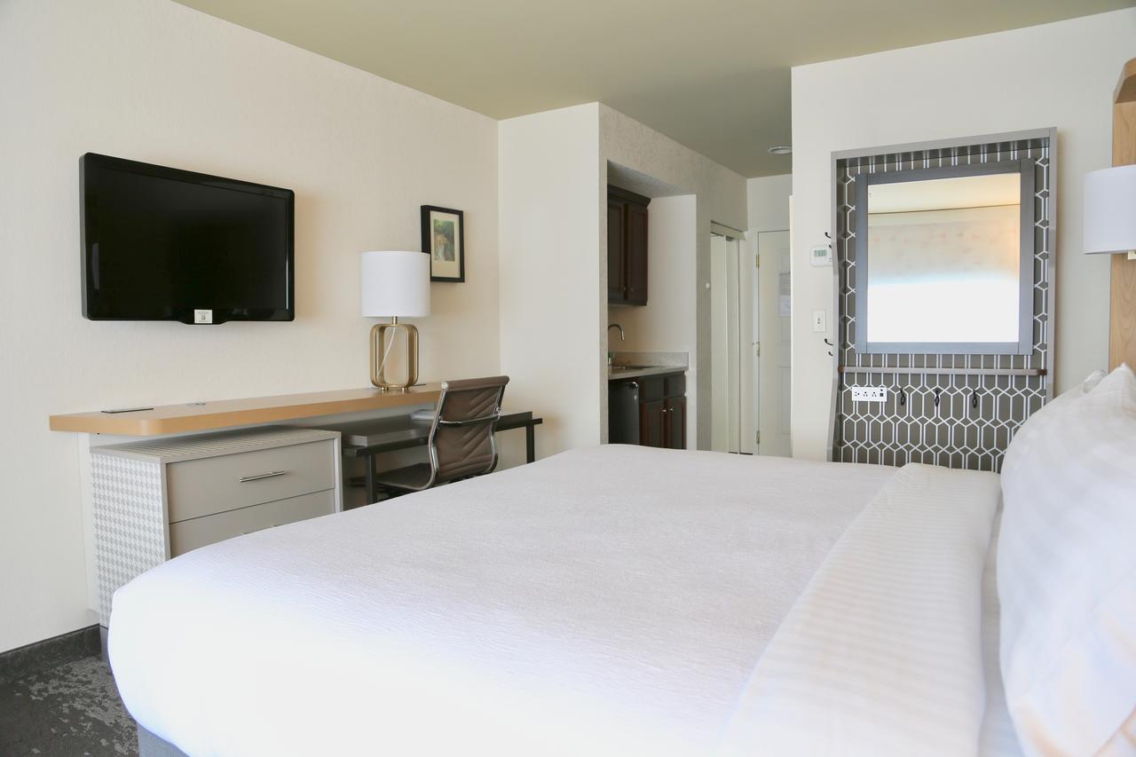 Holiday Inn Salem By Ihg Esterno foto